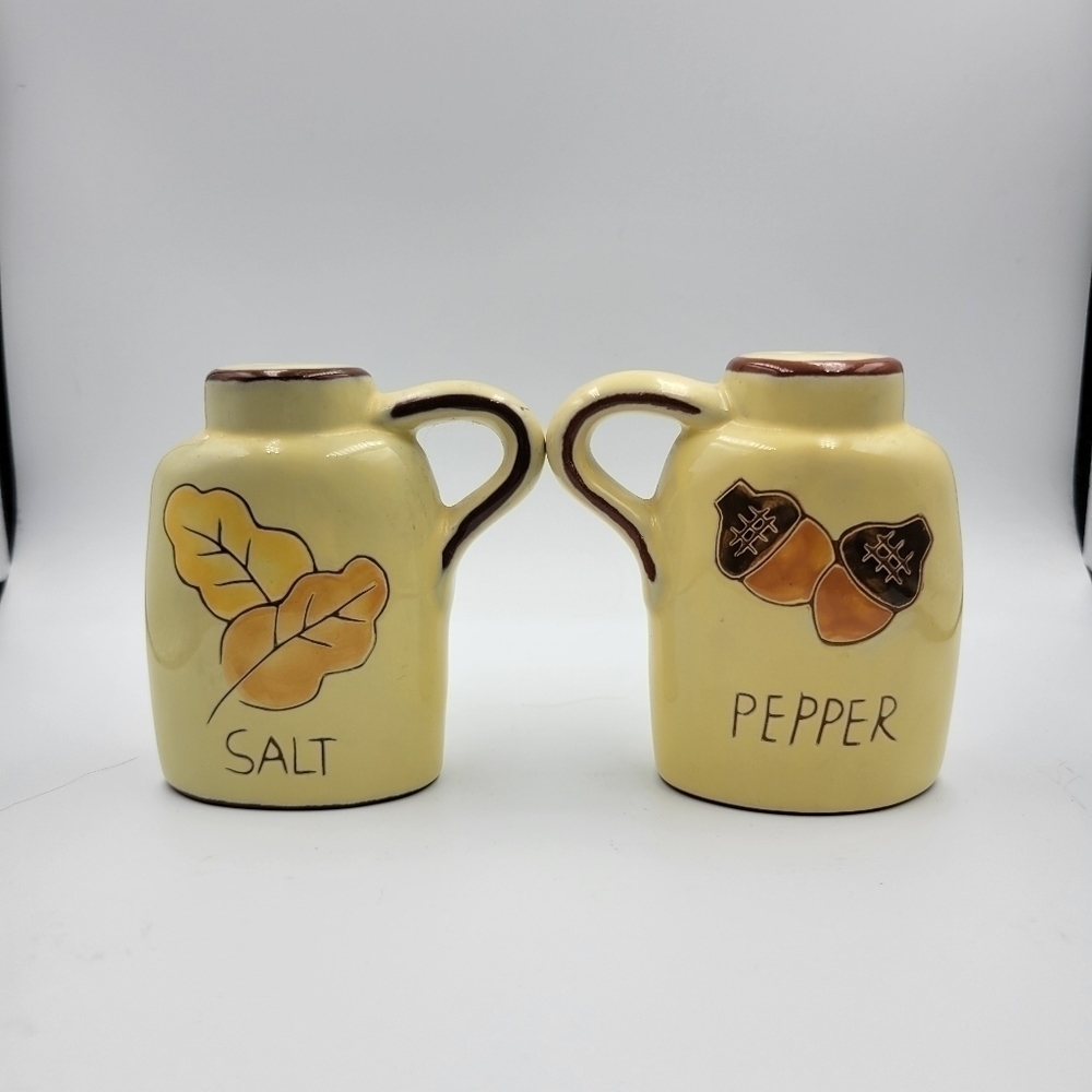 Vintage Jug Shaped Fall Salt & Pepper Shakers